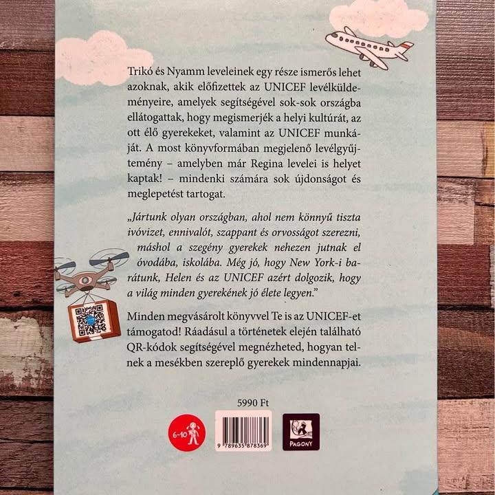 Három kis dínó a világ körül